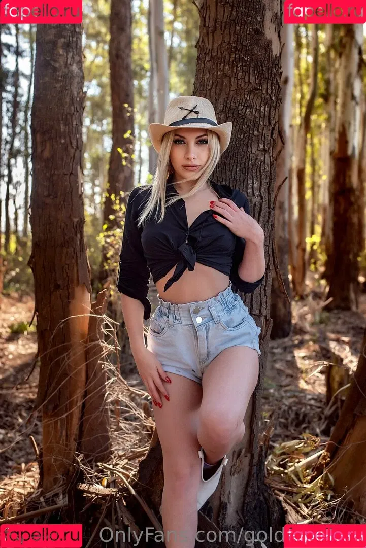 goldyblondy Onlyfans Photo Gallery 