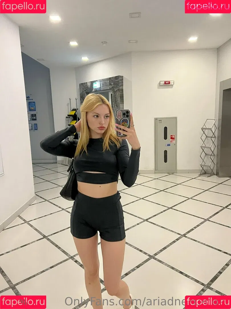 _tender0ni / ariadne_tender Onlyfans Photo Gallery 
