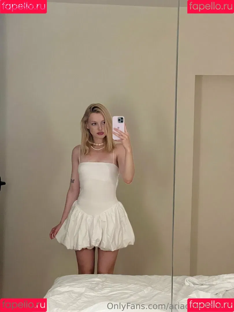 _tender0ni / ariadne_tender Onlyfans Photo Gallery 