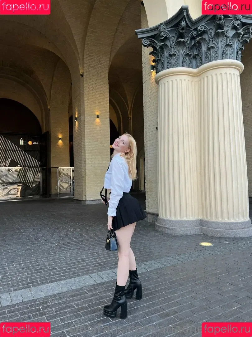 _tender0ni / ariadne_tender Onlyfans Photo Gallery 