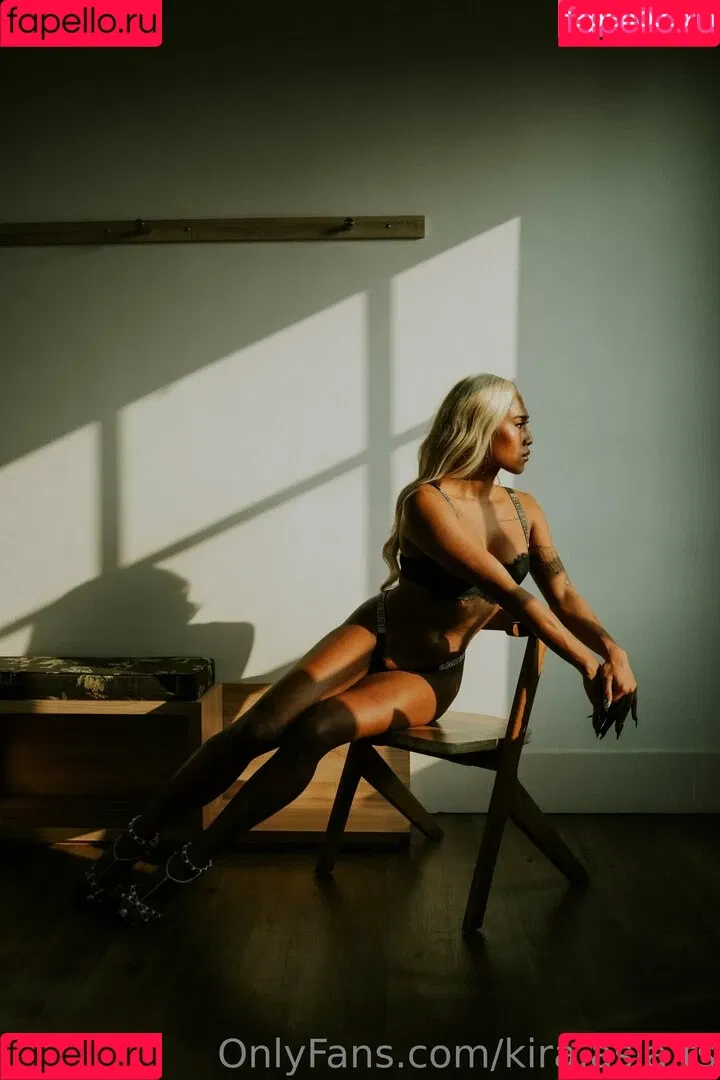 kira.asia.ts / kiranaroszie Onlyfans Photo Gallery 