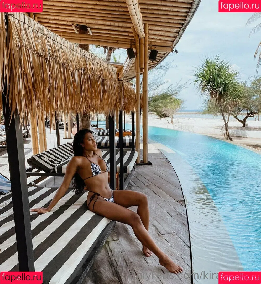 kira.asia.ts / kiranaroszie Onlyfans Photo Gallery 