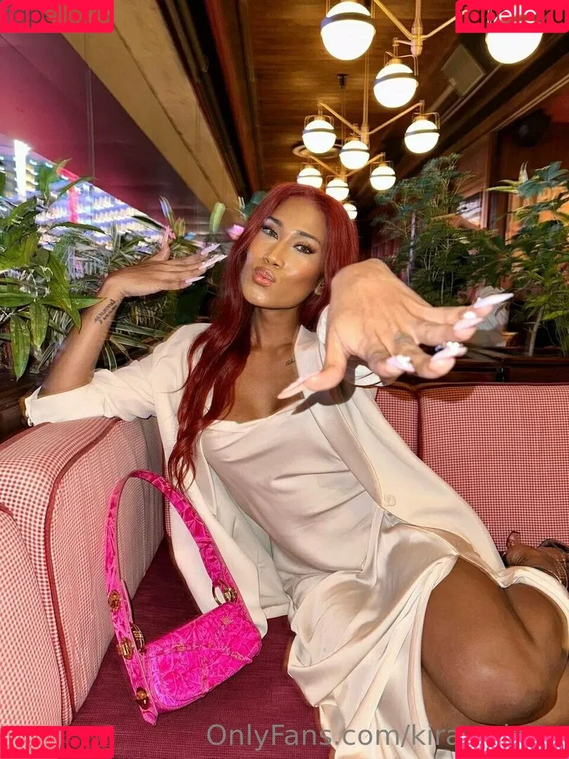 kira.asia.ts / kiranaroszie Onlyfans Photo Gallery 