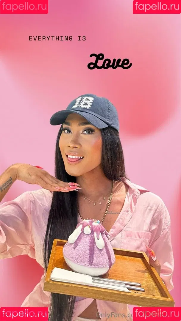 kira.asia.ts / kiranaroszie Onlyfans Photo Gallery 