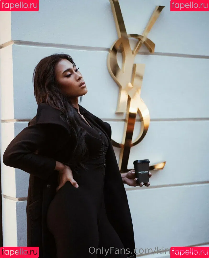 kira.asia.ts / kiranaroszie Onlyfans Photo Gallery 