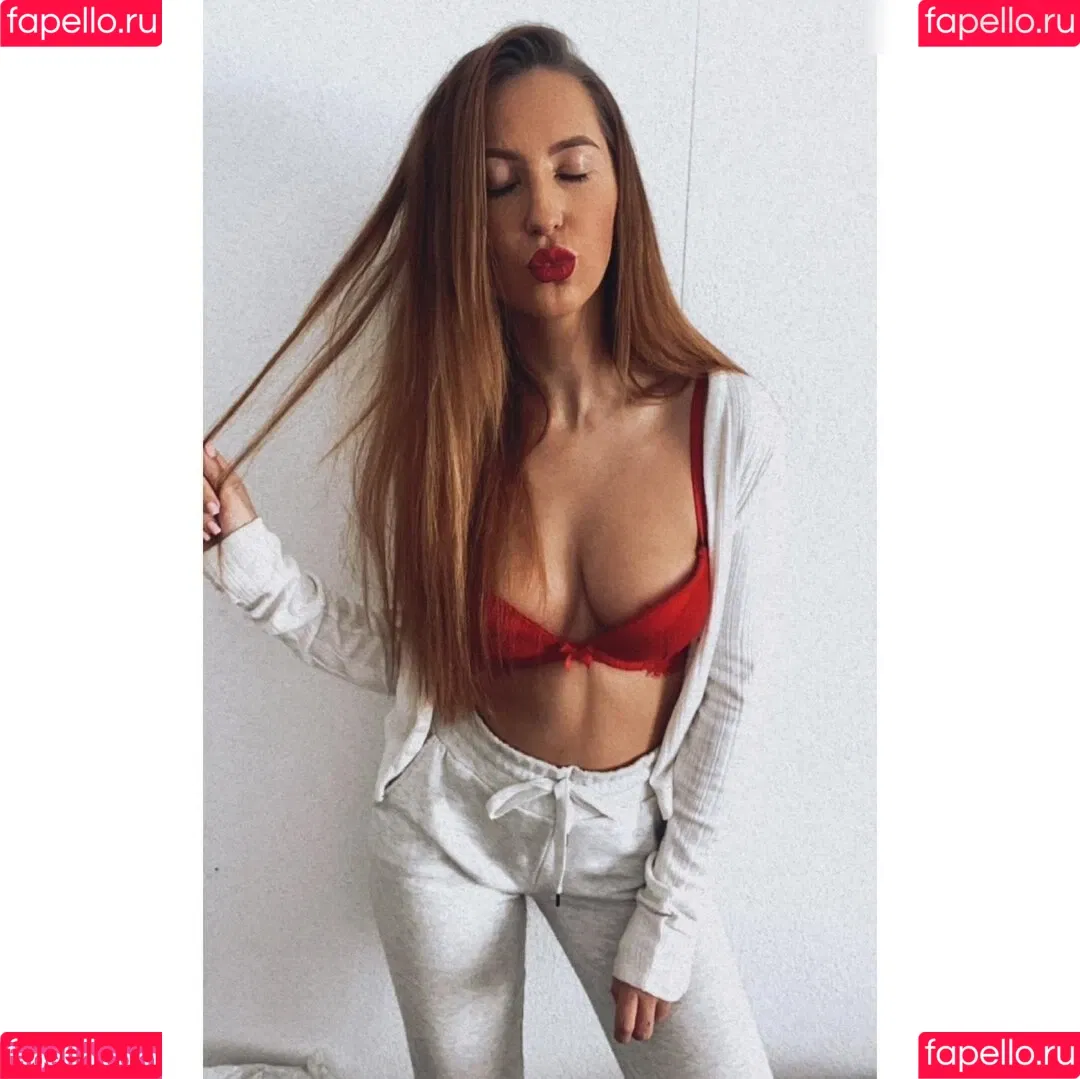 itisjustlilith Onlyfans Photo Gallery 