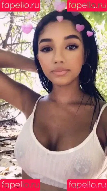 Yovanna Ventura / Yoventura / whoisyoventura Onlyfans Photo Gallery 