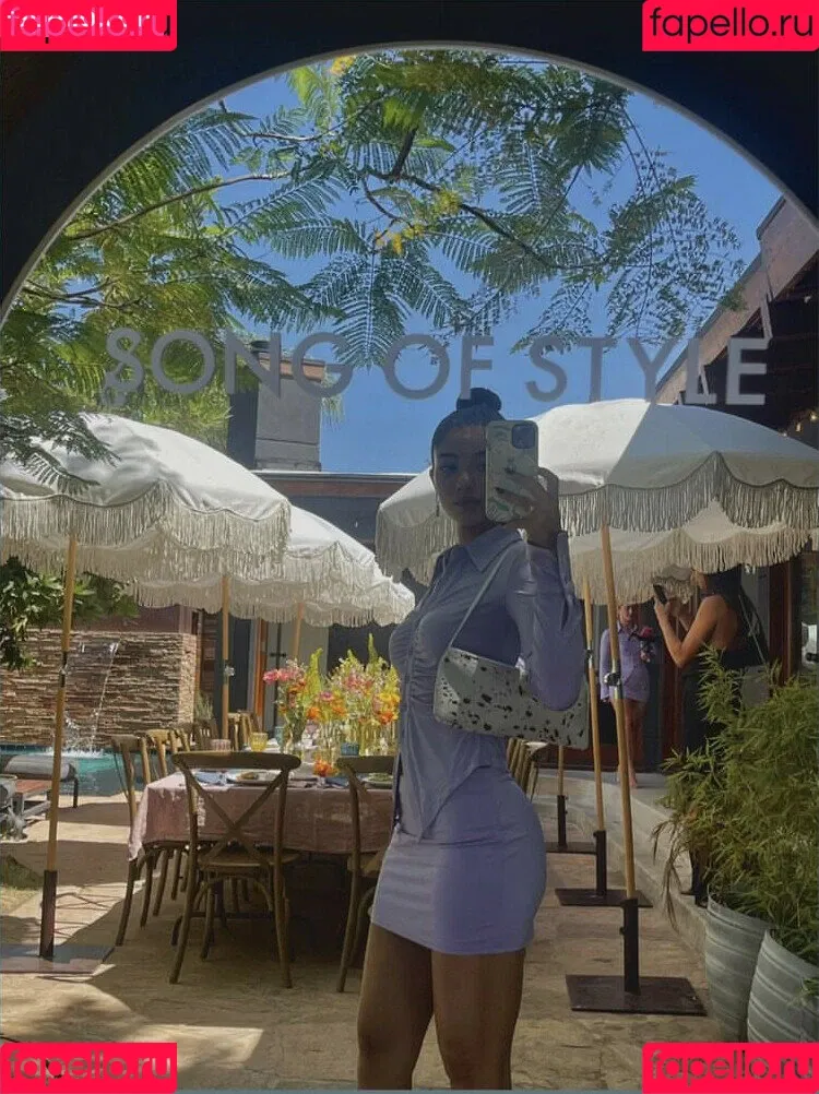 Yovanna Ventura / Yoventura / whoisyoventura Onlyfans Photo Gallery 