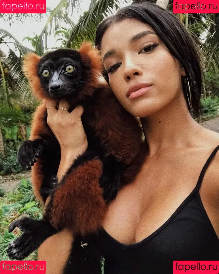 Yovanna Ventura / Yoventura / whoisyoventura Onlyfans Photo Gallery 