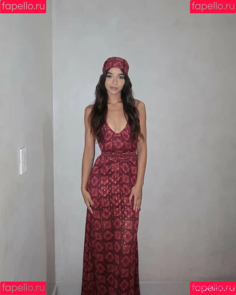 Yovanna Ventura / Yoventura / whoisyoventura Onlyfans Photo Gallery 