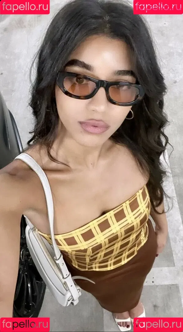 Yovanna Ventura / Yoventura / whoisyoventura Onlyfans Photo Gallery 