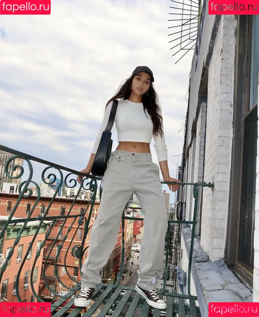 Yovanna Ventura / Yoventura / whoisyoventura Onlyfans Photo Gallery 