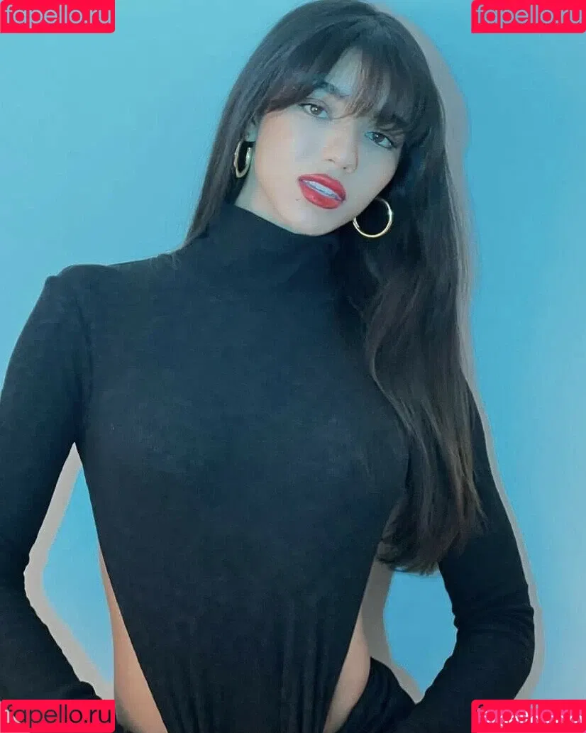 Yovanna Ventura / Yoventura / whoisyoventura Onlyfans Photo Gallery 