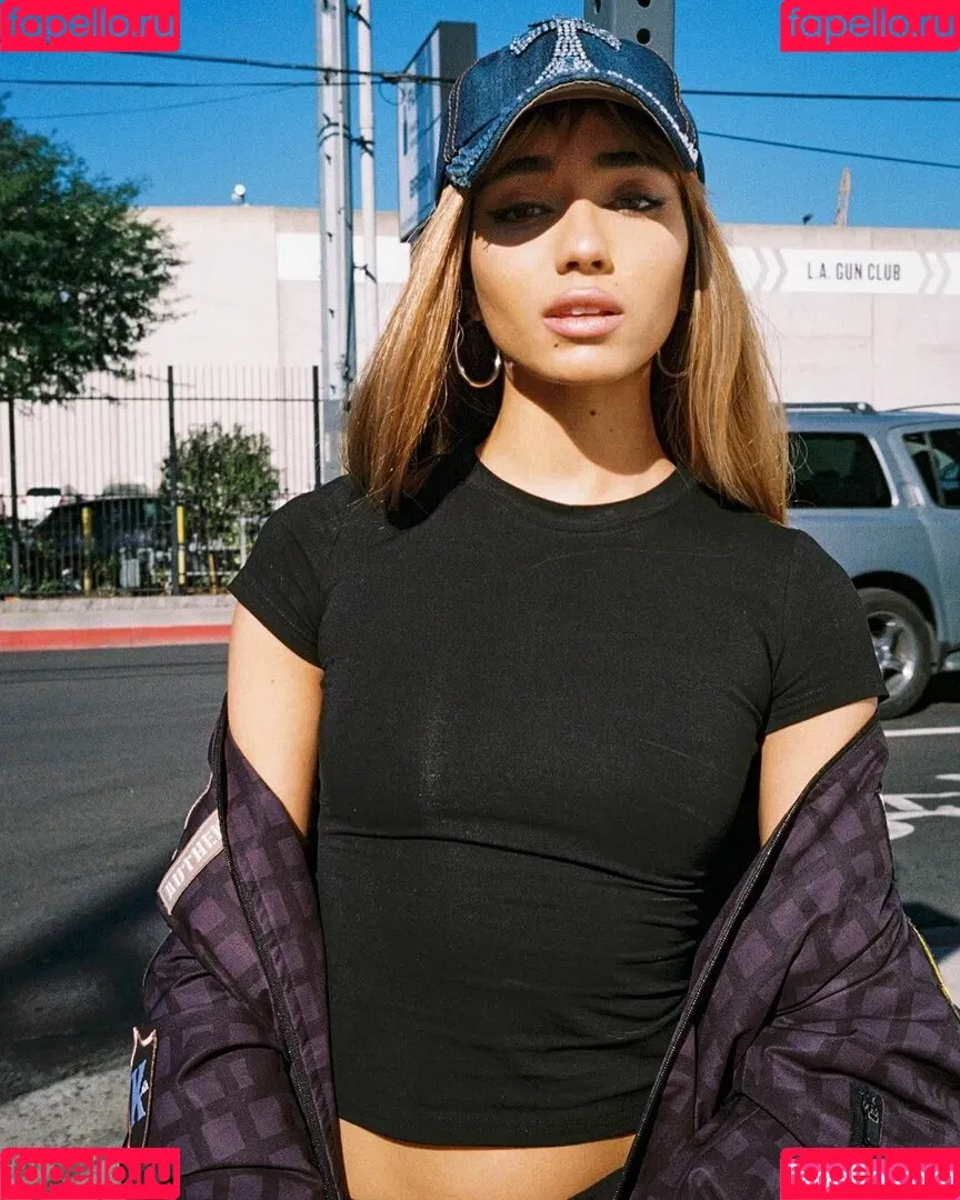 Yovanna Ventura / Yoventura / whoisyoventura Onlyfans Photo Gallery 