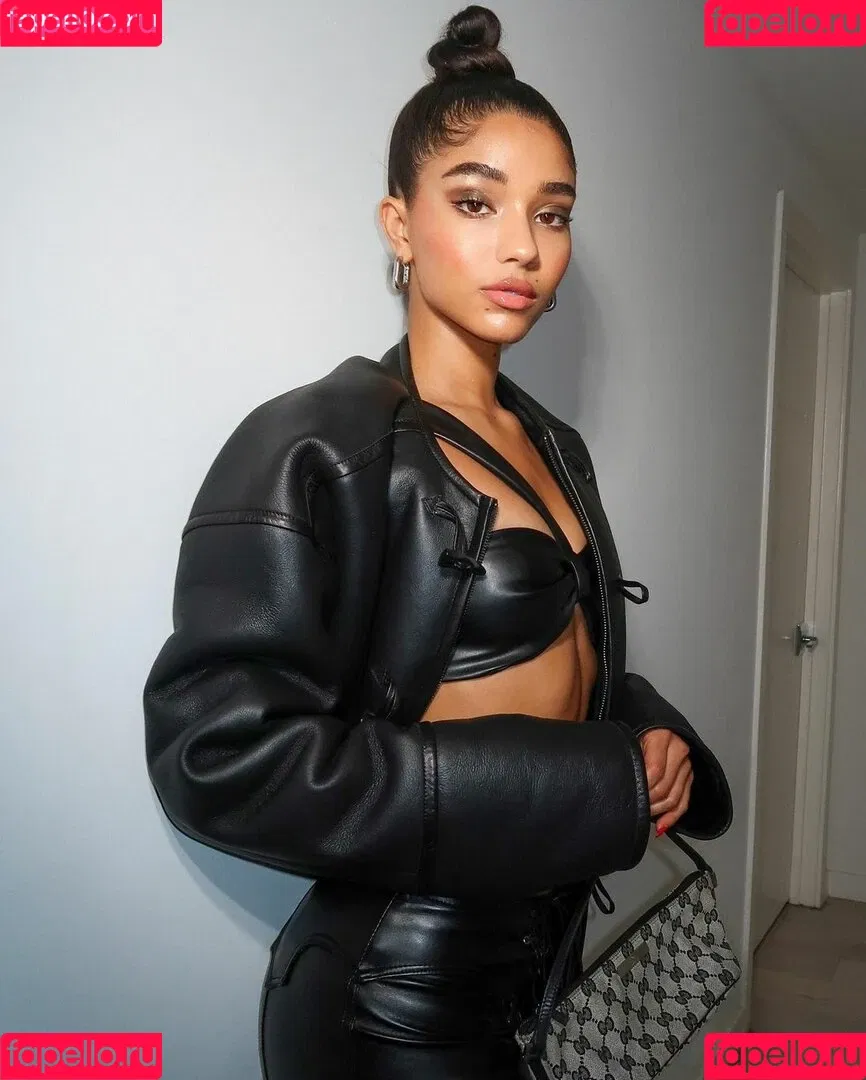 Yovanna Ventura / Yoventura / whoisyoventura Onlyfans Photo Gallery 