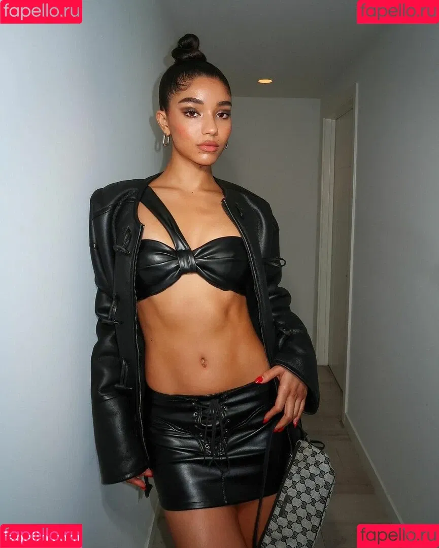 Yovanna Ventura / Yoventura / whoisyoventura Onlyfans Photo Gallery 