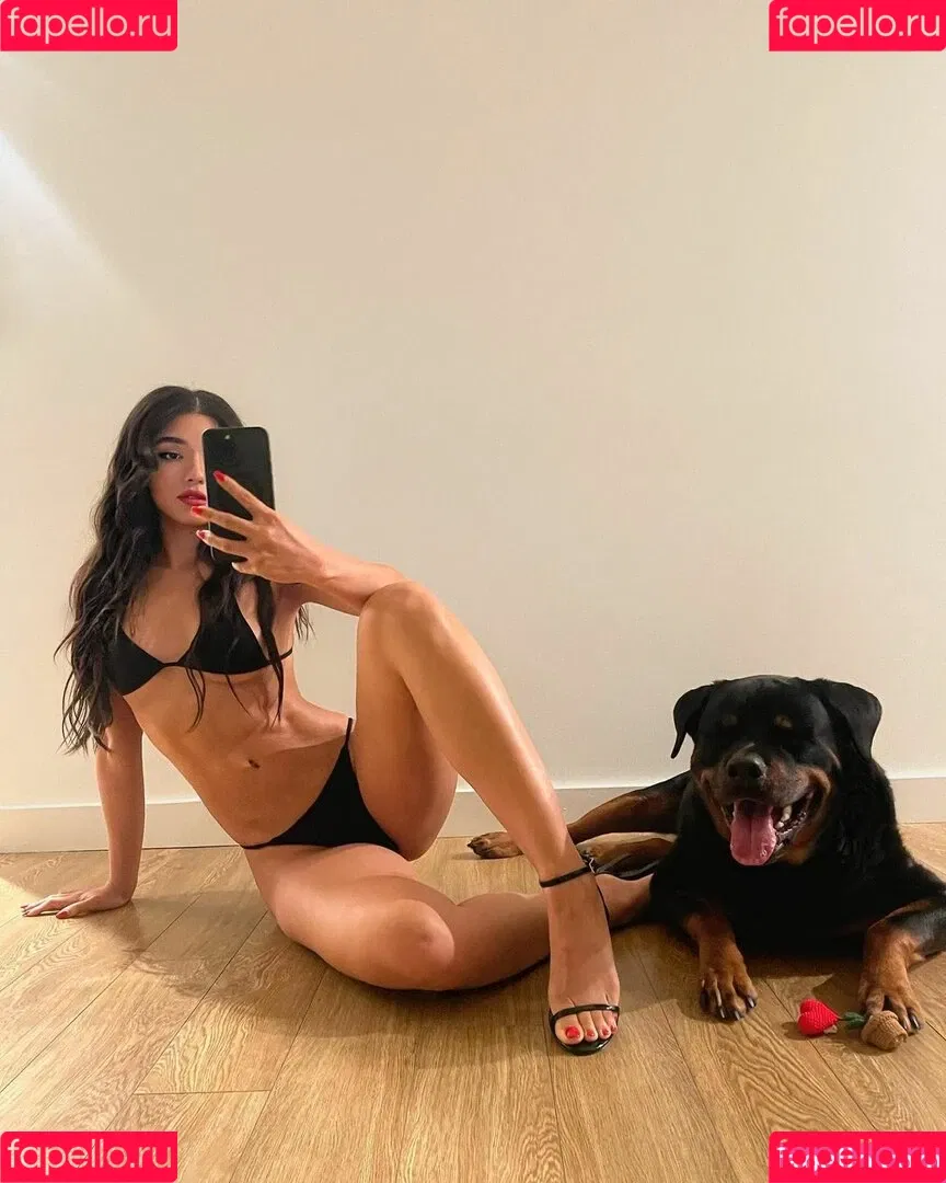 Yovanna Ventura / Yoventura / whoisyoventura Onlyfans Photo Gallery 