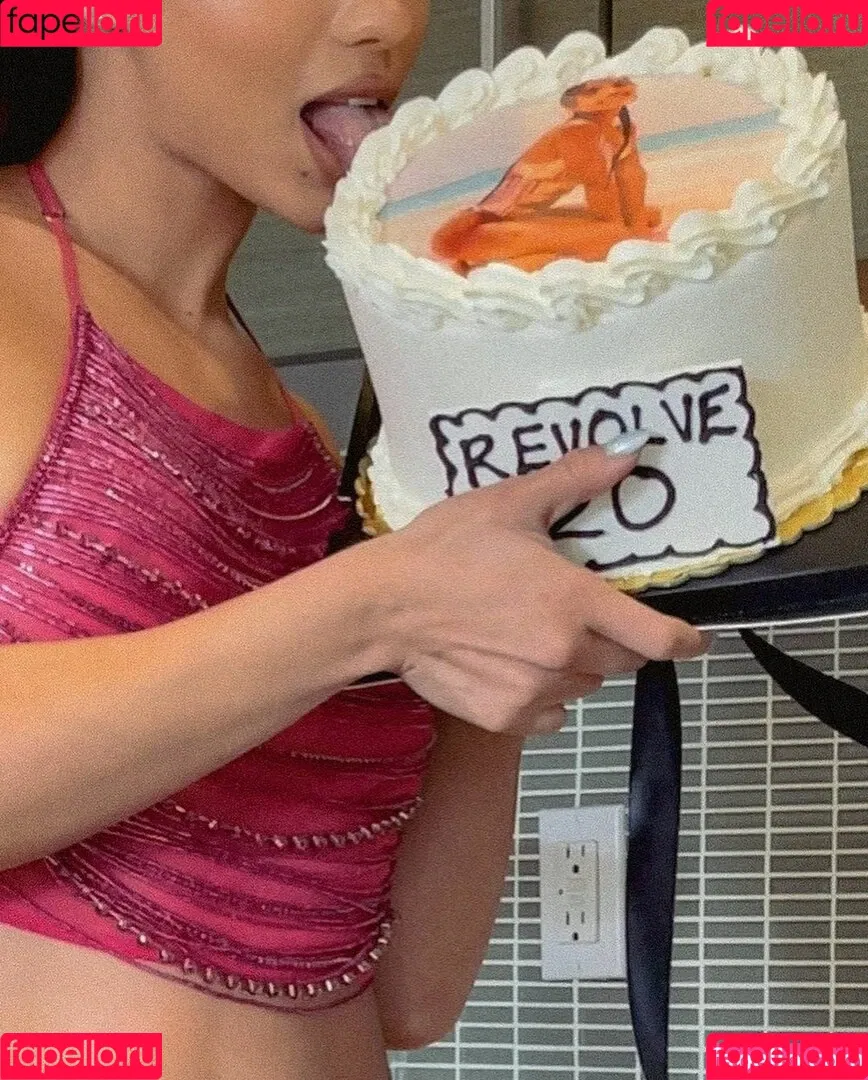 Yovanna Ventura / Yoventura / whoisyoventura Onlyfans Photo Gallery 