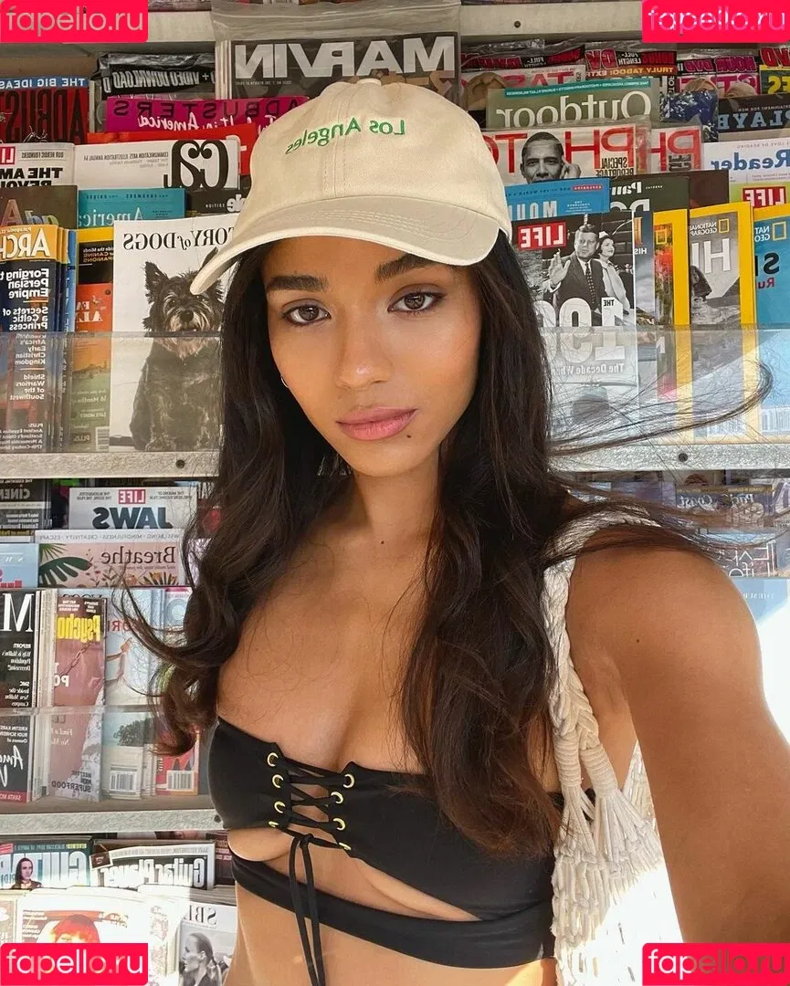 Yovanna Ventura / Yoventura / whoisyoventura Onlyfans Photo Gallery 