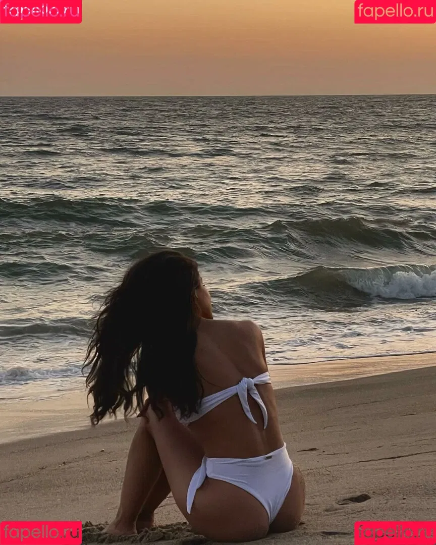 Yovanna Ventura / Yoventura / whoisyoventura Onlyfans Photo Gallery 