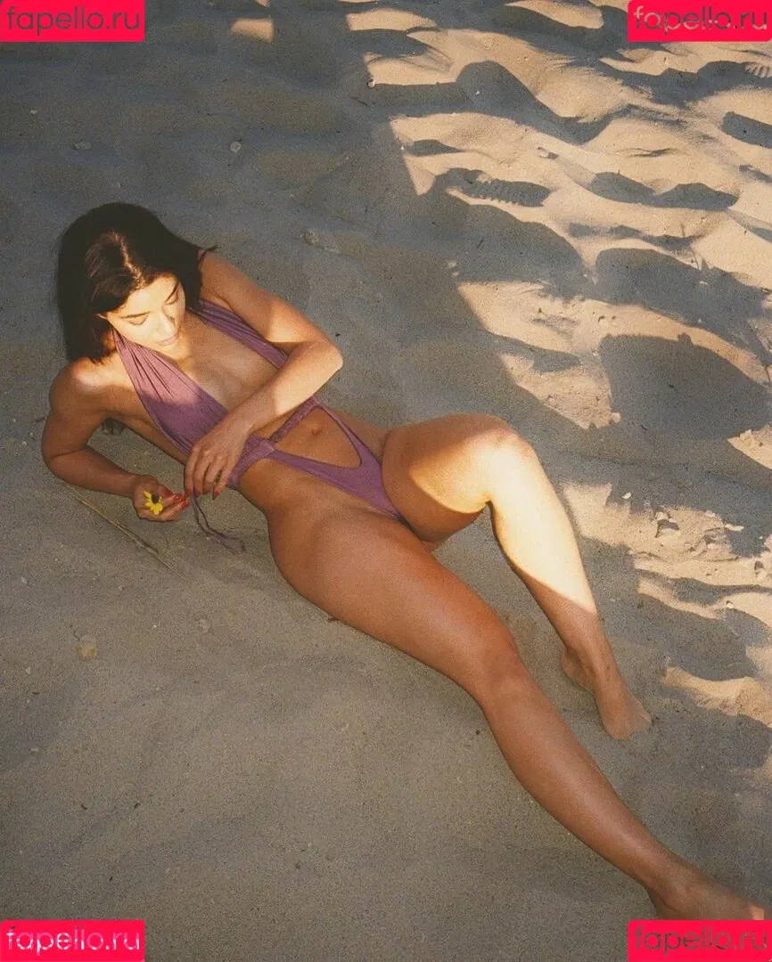 Yovanna Ventura / Yoventura / whoisyoventura Onlyfans Photo Gallery 