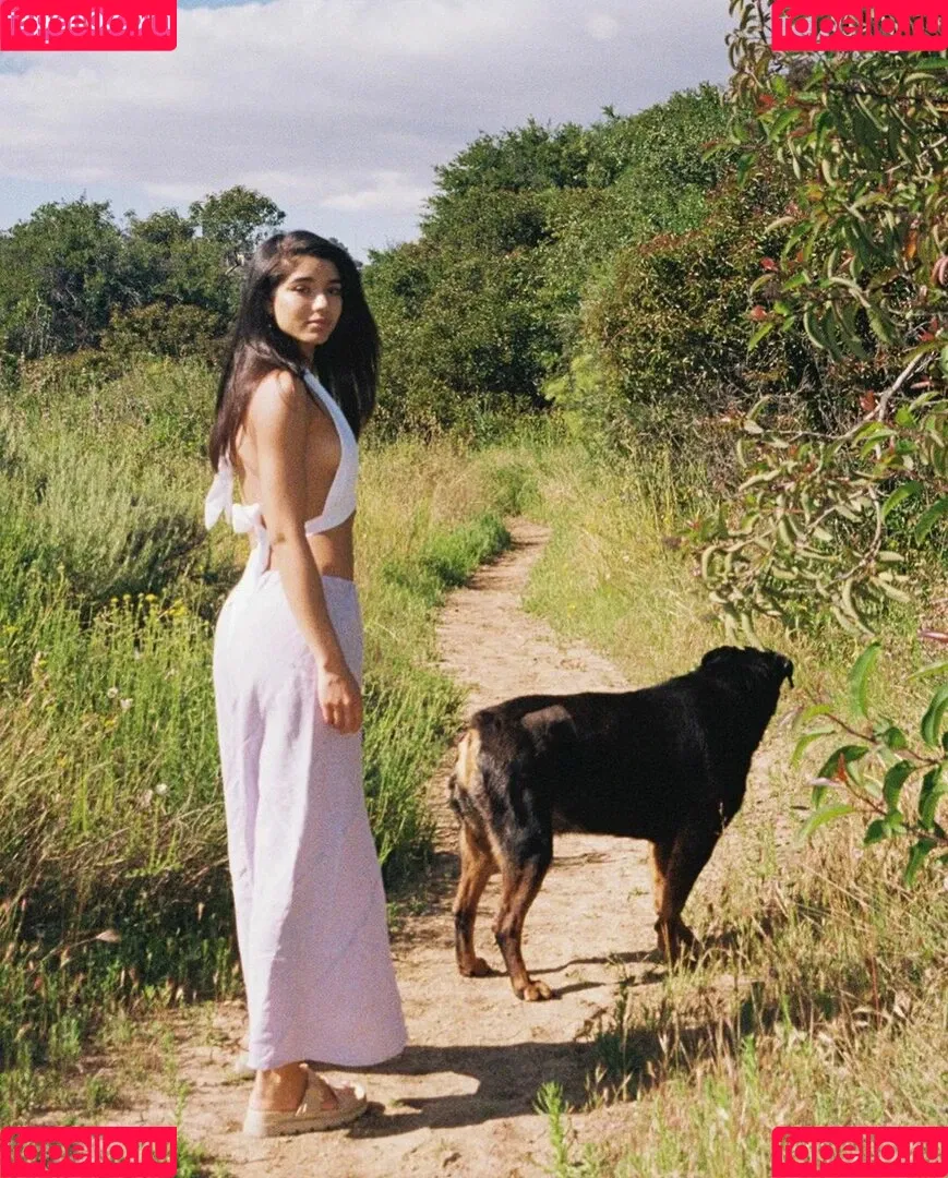 Yovanna Ventura / Yoventura / whoisyoventura Onlyfans Photo Gallery 