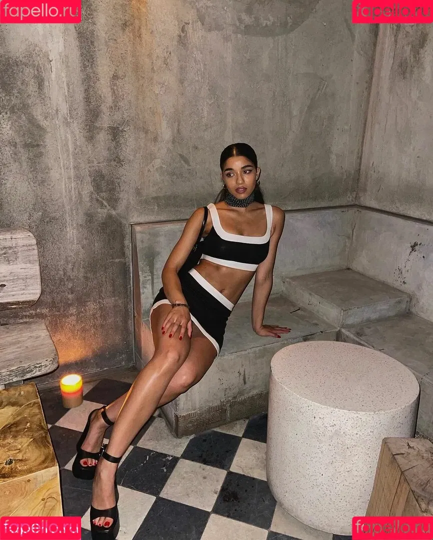 Yovanna Ventura / Yoventura / whoisyoventura Onlyfans Photo Gallery 
