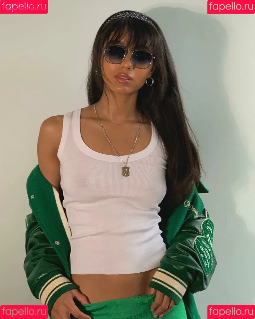 Yovanna Ventura / Yoventura / whoisyoventura Onlyfans Photo Gallery 