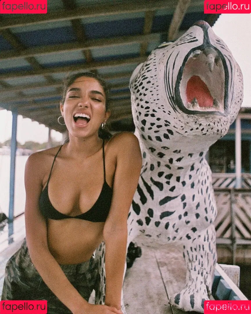 Yovanna Ventura / Yoventura / whoisyoventura Onlyfans Photo Gallery 