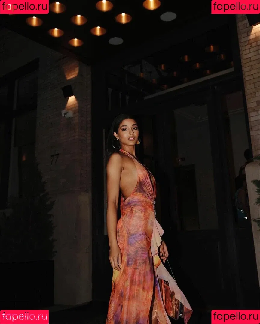 Yovanna Ventura / Yoventura / whoisyoventura Onlyfans Photo Gallery 