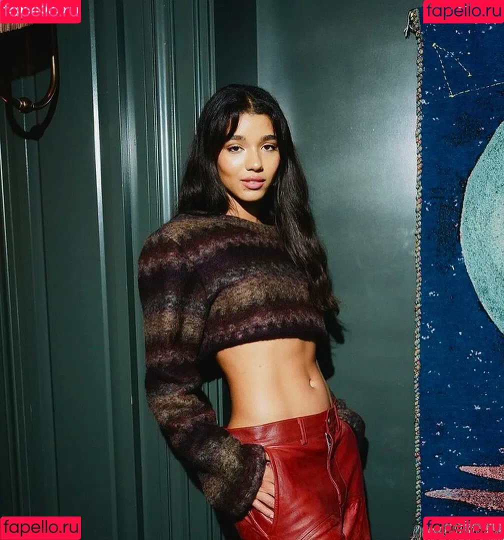 Yovanna Ventura / Yoventura / whoisyoventura Onlyfans Photo Gallery 