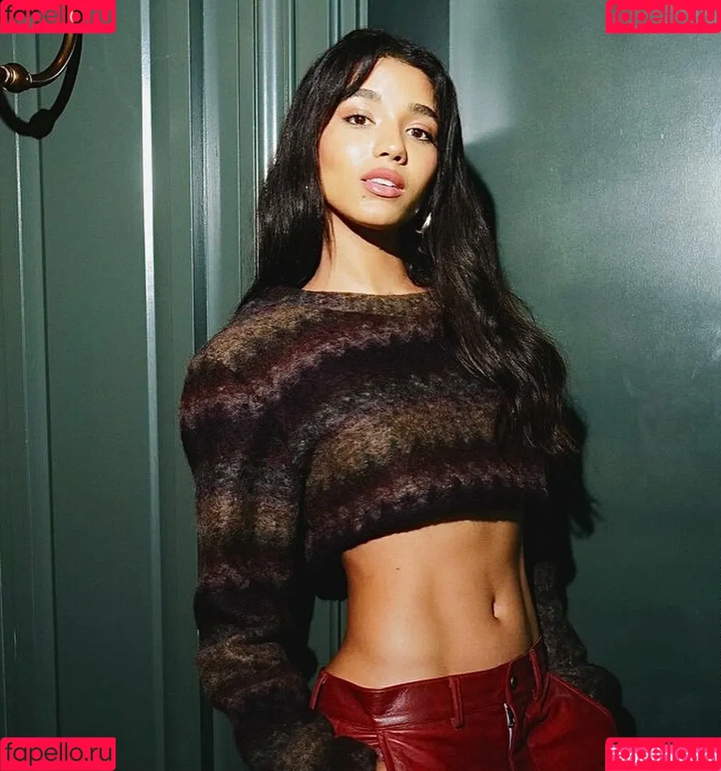 Yovanna Ventura / Yoventura / whoisyoventura Onlyfans Photo Gallery 