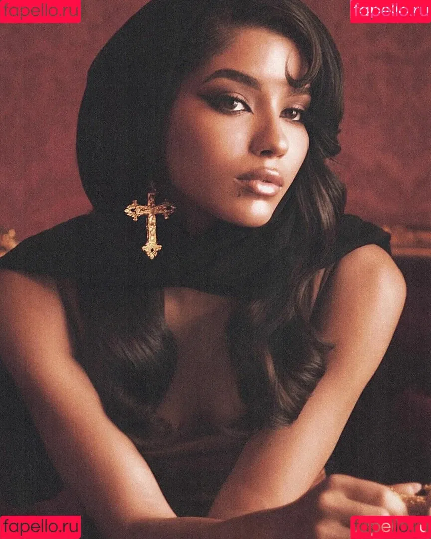 Yovanna Ventura / Yoventura / whoisyoventura Onlyfans Photo Gallery 