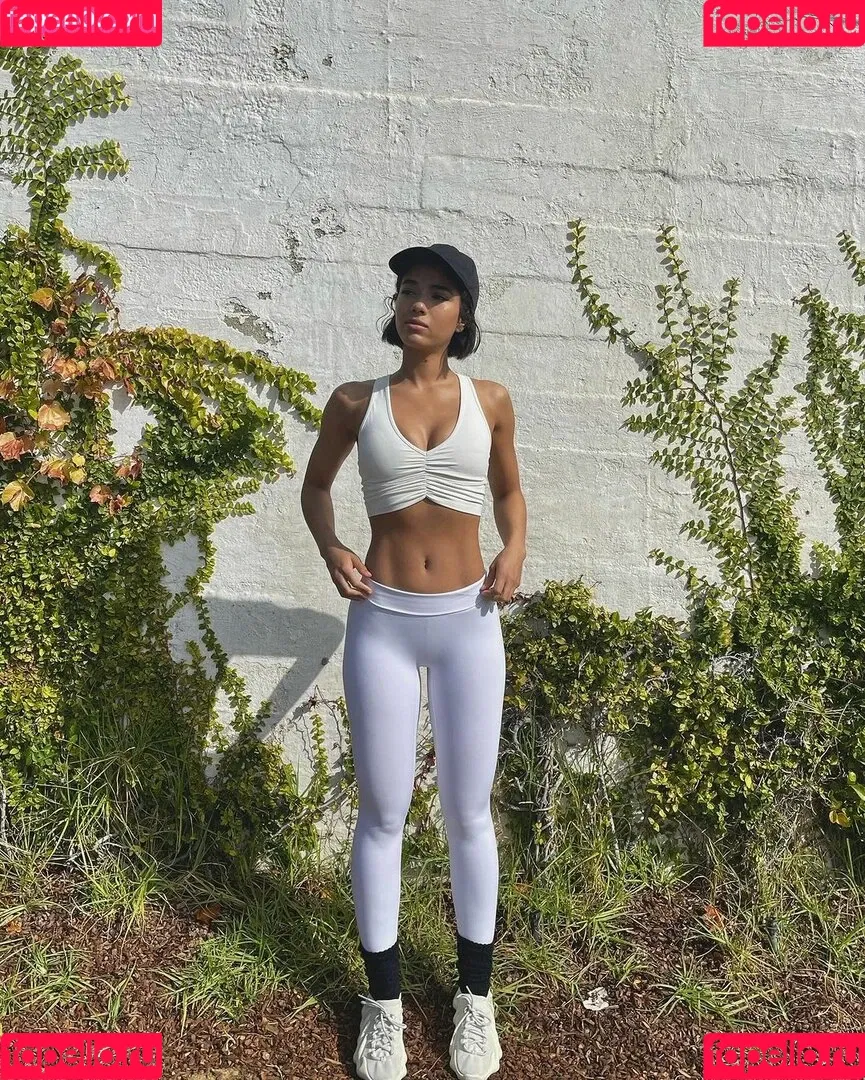 Yovanna Ventura / Yoventura / whoisyoventura Onlyfans Photo Gallery 