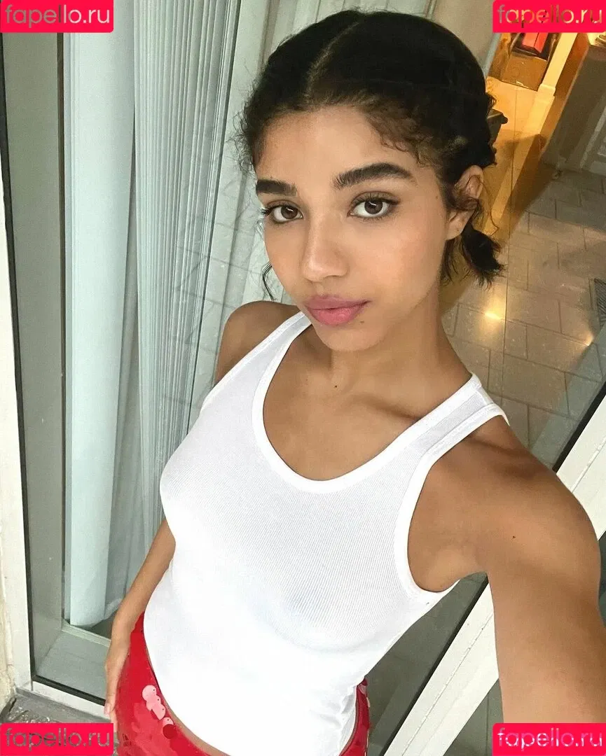 Yovanna Ventura / Yoventura / whoisyoventura Onlyfans Photo Gallery 