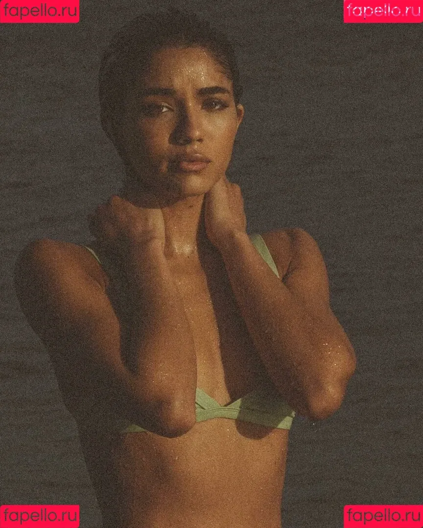 Yovanna Ventura / Yoventura / whoisyoventura Onlyfans Photo Gallery 