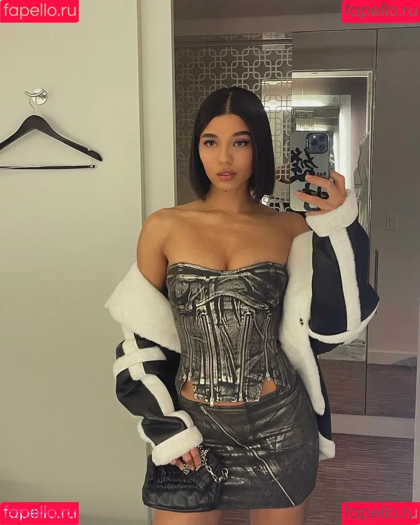 Yovanna Ventura / Yoventura / whoisyoventura Onlyfans Photo Gallery 