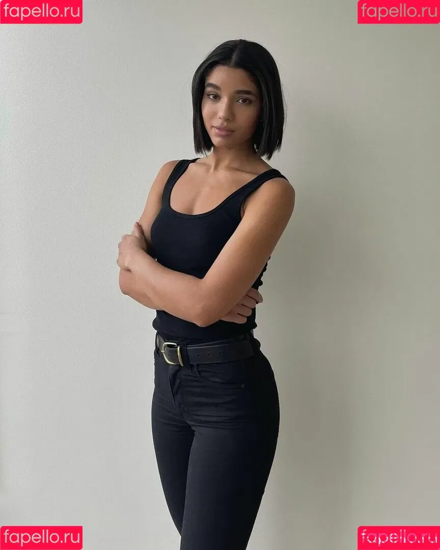 Yovanna Ventura / Yoventura / whoisyoventura Onlyfans Photo Gallery 