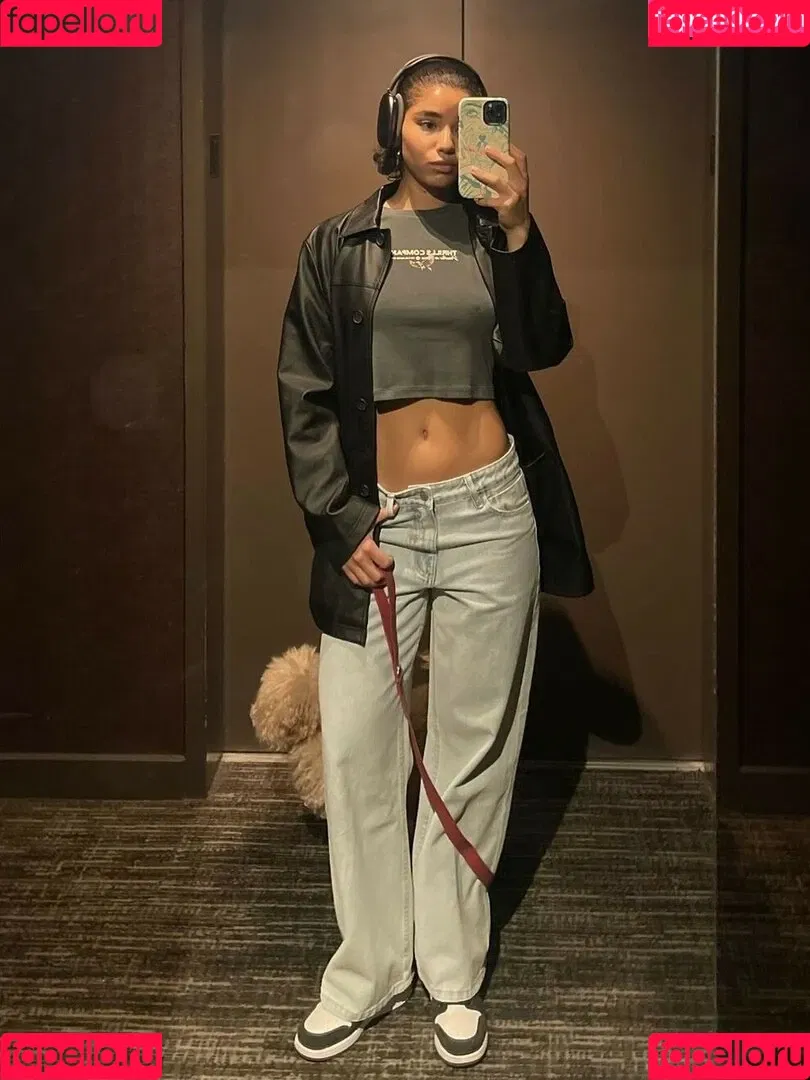 Yovanna Ventura / Yoventura / whoisyoventura Onlyfans Photo Gallery 