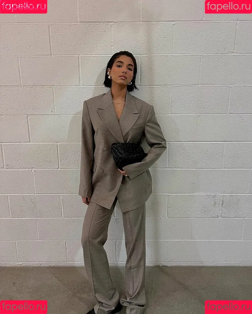 Yovanna Ventura / Yoventura / whoisyoventura Onlyfans Photo Gallery 