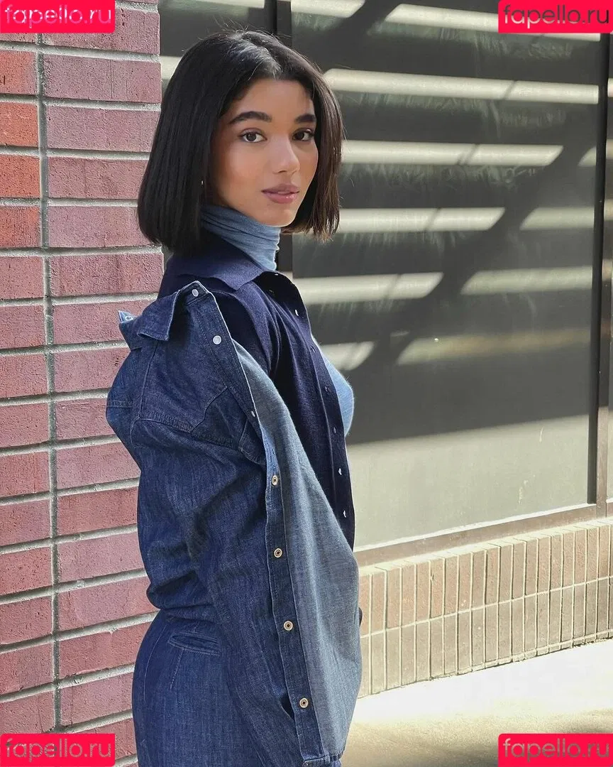 Yovanna Ventura / Yoventura / whoisyoventura Onlyfans Photo Gallery 