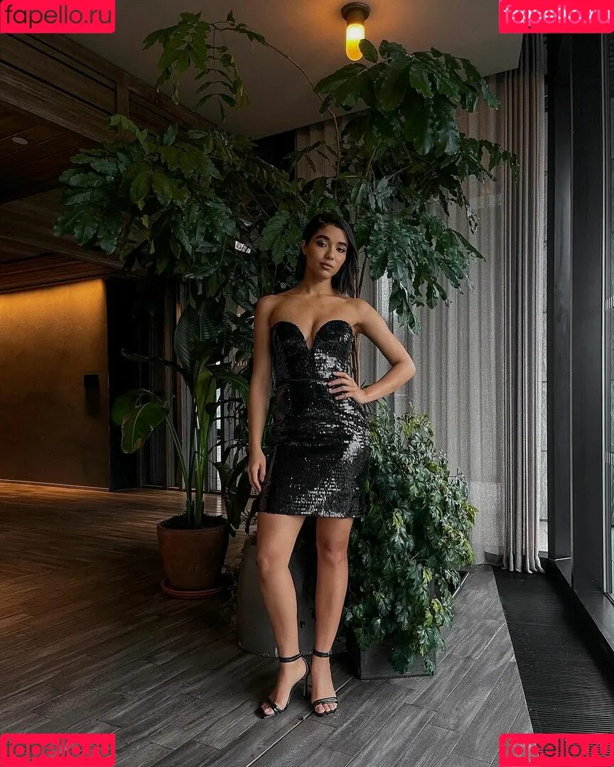 Yovanna Ventura / Yoventura / whoisyoventura Onlyfans Photo Gallery 