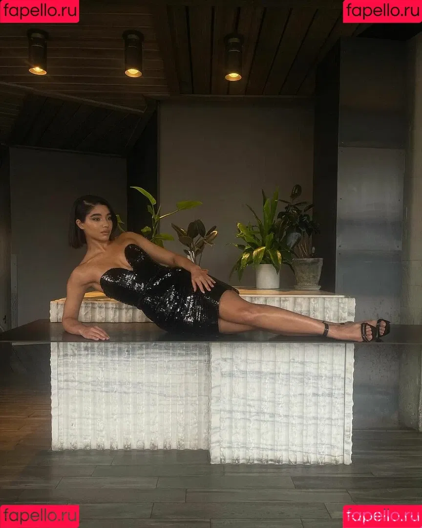 Yovanna Ventura / Yoventura / whoisyoventura Onlyfans Photo Gallery 