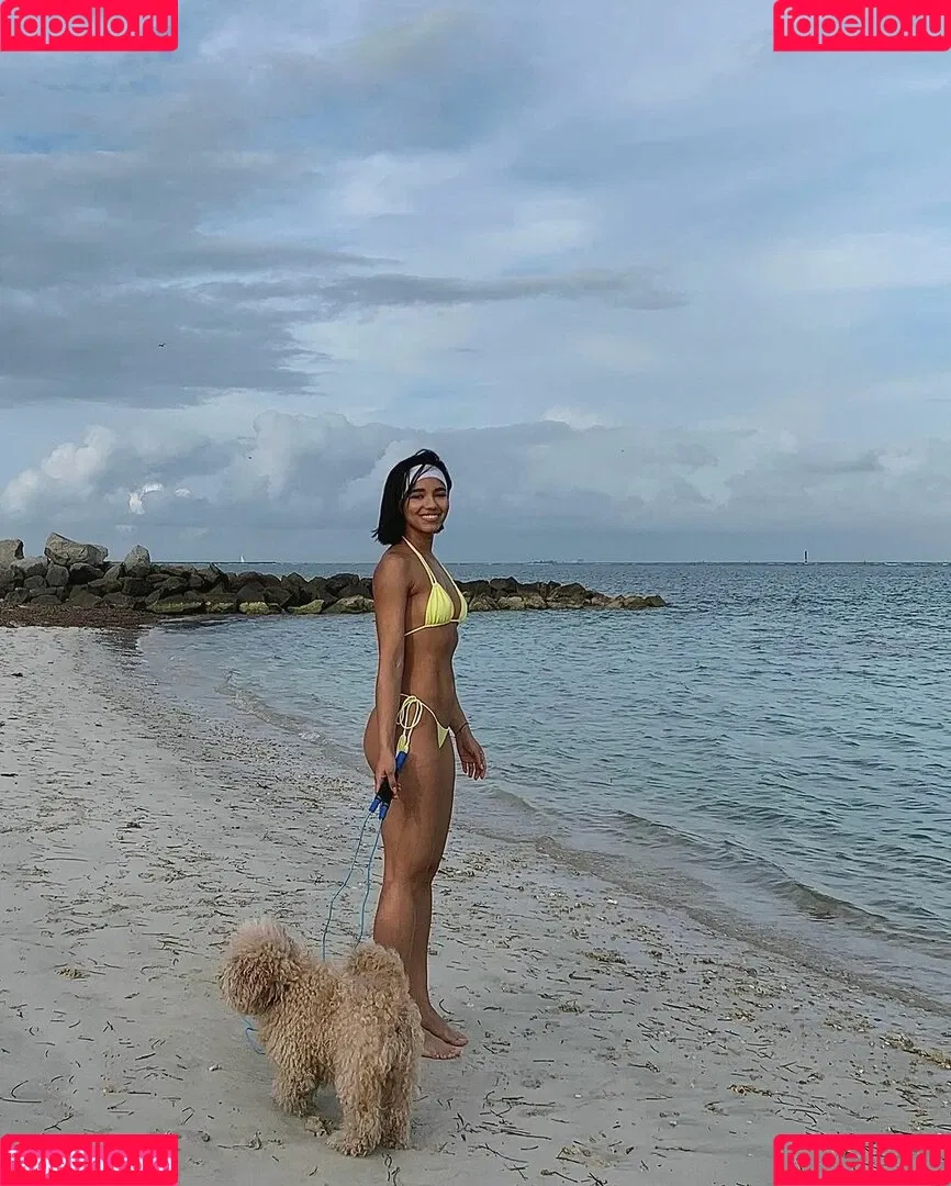 Yovanna Ventura / Yoventura / whoisyoventura Onlyfans Photo Gallery 