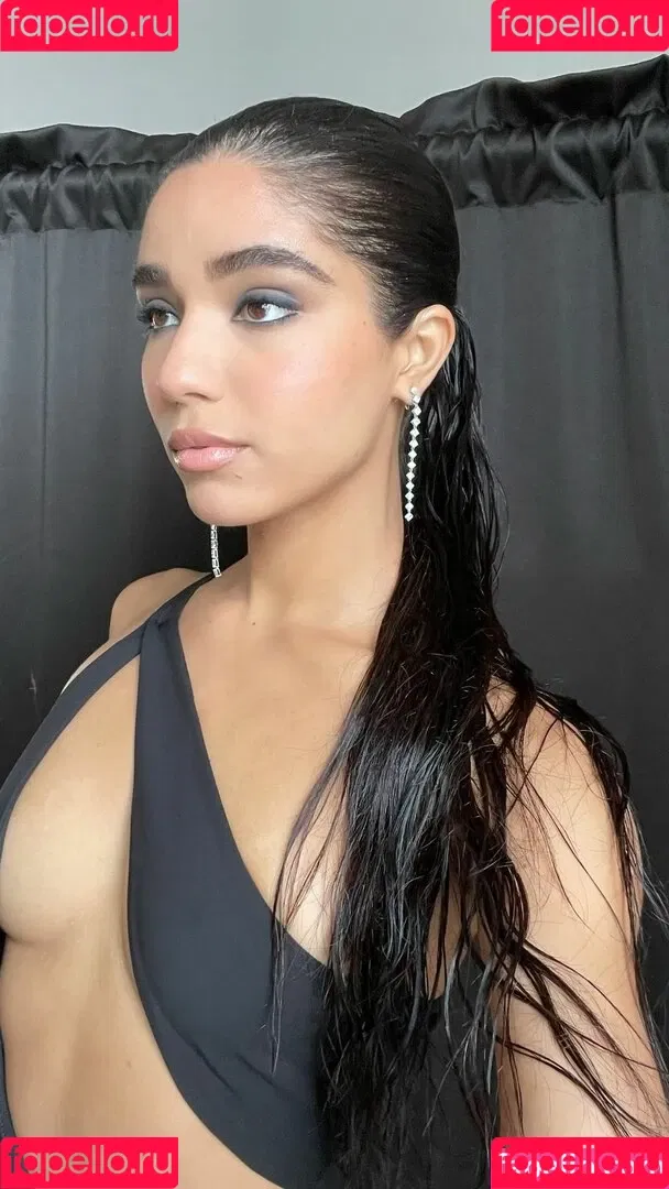 Yovanna Ventura / Yoventura / whoisyoventura Onlyfans Photo Gallery 