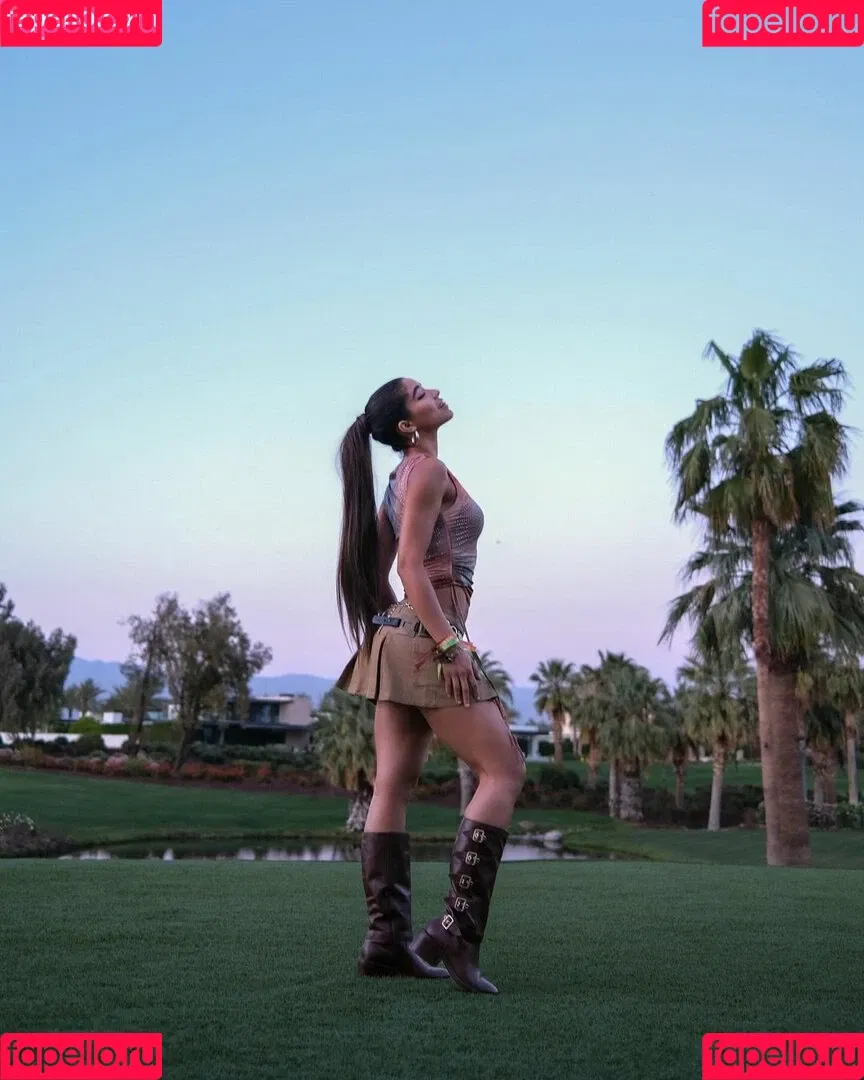 Yovanna Ventura / Yoventura / whoisyoventura Onlyfans Photo Gallery 