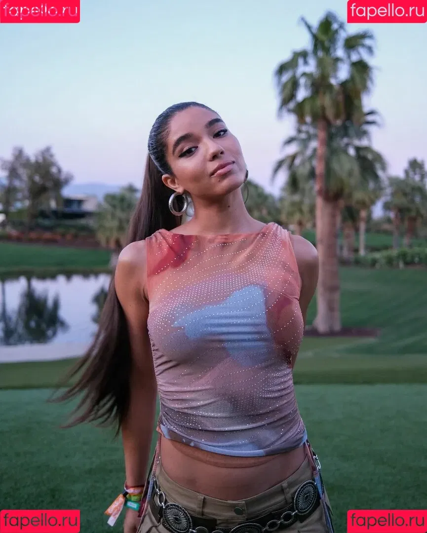 Yovanna Ventura / Yoventura / whoisyoventura Onlyfans Photo Gallery 