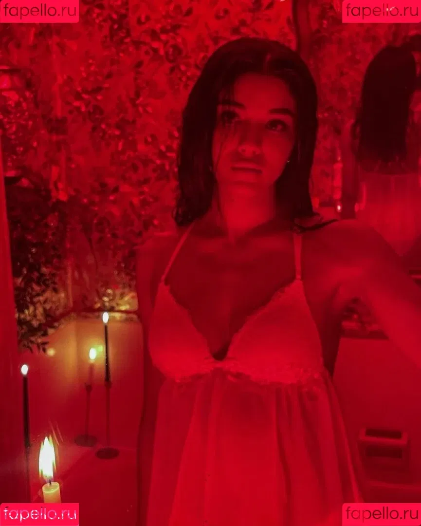 Yovanna Ventura / Yoventura / whoisyoventura Onlyfans Photo Gallery 