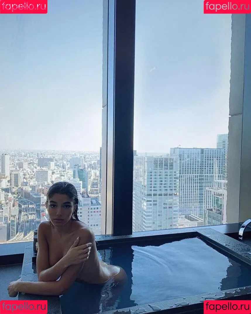 Yovanna Ventura / Yoventura / whoisyoventura Onlyfans Photo Gallery 