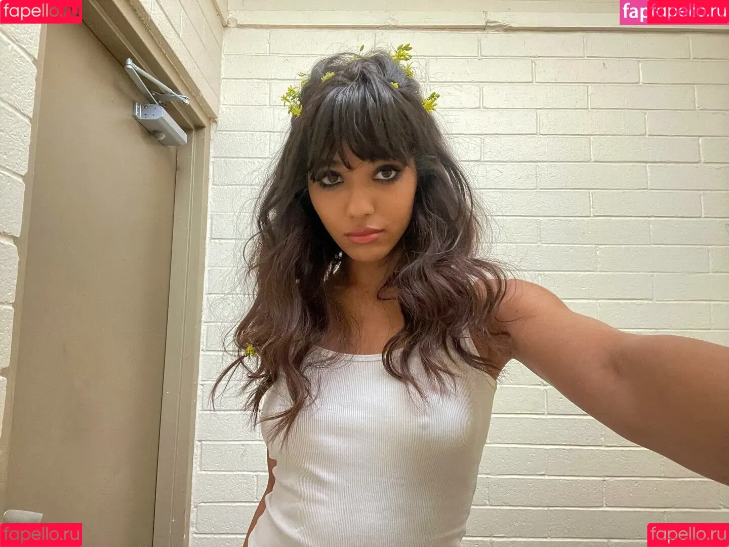 Yovanna Ventura / Yoventura / whoisyoventura Onlyfans Photo Gallery 